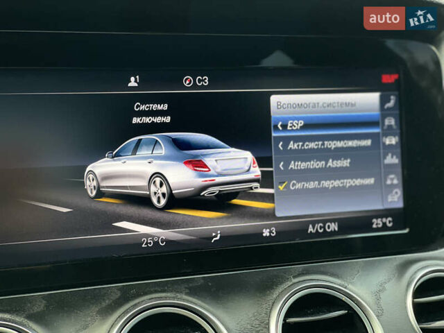 Черный Мерседес Е-Класс, объемом двигателя 1.99 л и пробегом 95 тыс. км за 31700 $, фото 46 на Automoto.ua