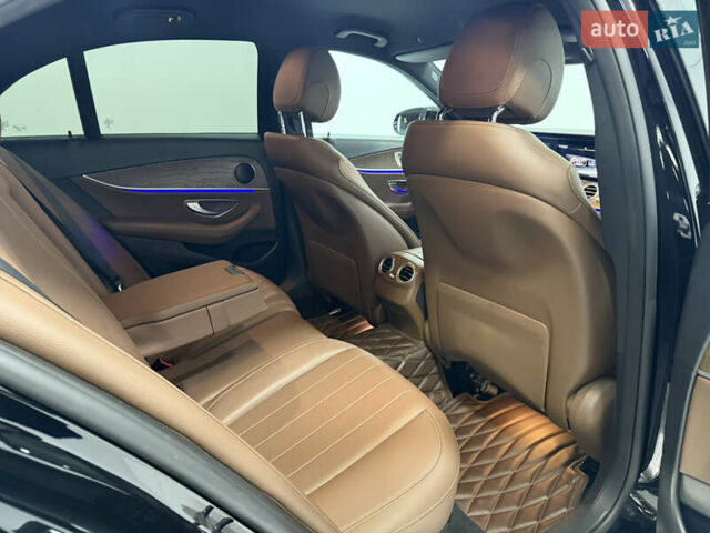 Черный Мерседес Е-Класс, объемом двигателя 2 л и пробегом 142 тыс. км за 36900 $, фото 21 на Automoto.ua