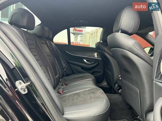 Чорний Мерседес Е-Клас, об'ємом двигуна 1.95 л та пробігом 75 тис. км за 43500 $, фото 31 на Automoto.ua