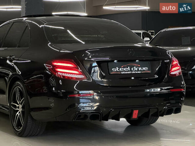 Мерседес Е-Класс 2019 в Николаеве на Automoto.ua Черный Мерседес Е-Класс, объемом двигателя 3 л и пробегом 111 тыс. км за 39990 $, фото 6 на Automoto.ua