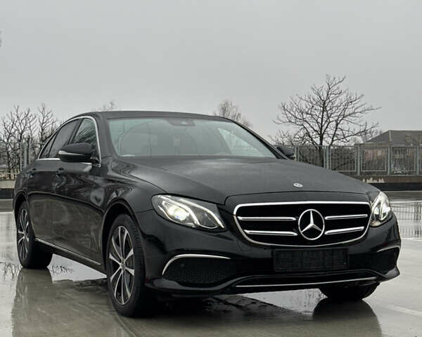 Чорний Мерседес Е-Клас, об'ємом двигуна 2 л та пробігом 67 тис. км за 39000 $, фото 7 на Automoto.ua