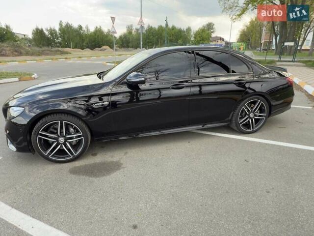 Черный Мерседес Е-Класс, объемом двигателя 3.98 л и пробегом 63 тыс. км за 74500 $, фото 2 на Automoto.ua