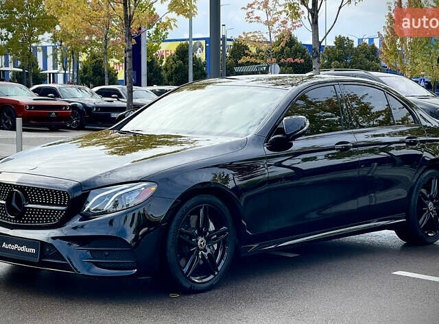 Черный Мерседес Е-Класс, объемом двигателя 1.99 л и пробегом 95 тыс. км за 31700 $, фото 6 на Automoto.ua