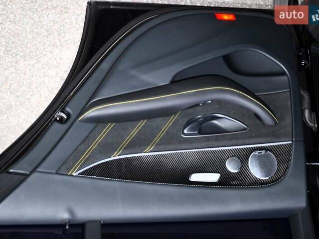 Черный Мерседес Е-Класс, объемом двигателя 3 л и пробегом 113 тыс. км за 52999 $, фото 34 на Automoto.ua