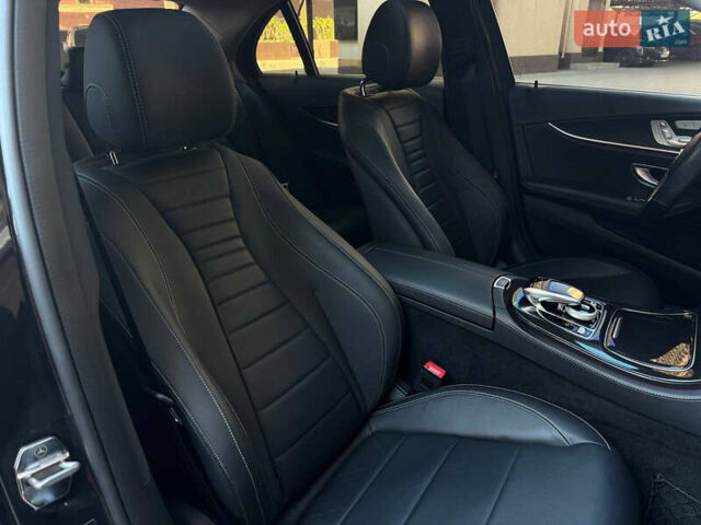 Мерседес Е-Клас 2019 у Одесі на Automoto.ua Чорний Мерседес Е-Клас, об'ємом двигуна 1.95 л та пробігом 109 тис. км за 32900 $, фото 33 на Automoto.ua