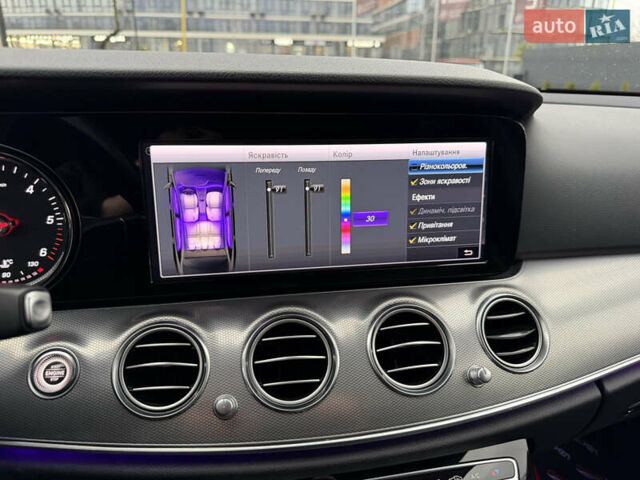 Чорний Мерседес Е-Клас, об'ємом двигуна 2 л та пробігом 204 тис. км за 31500 $, фото 61 на Automoto.ua