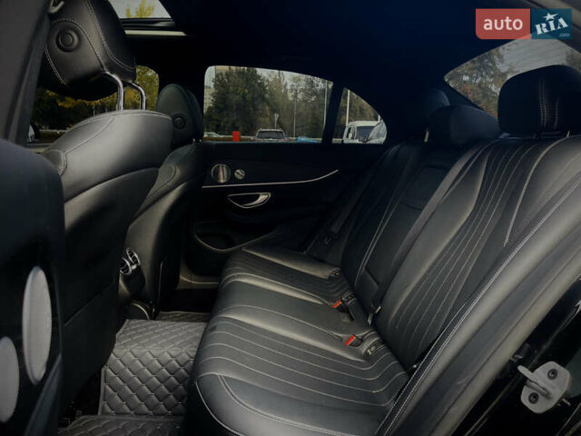 Черный Мерседес Е-Класс, объемом двигателя 1.99 л и пробегом 95 тыс. км за 31700 $, фото 25 на Automoto.ua