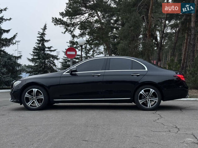 Черный Мерседес Е-Класс, объемом двигателя 1.95 л и пробегом 109 тыс. км за 32900 $, фото 10 на Automoto.ua