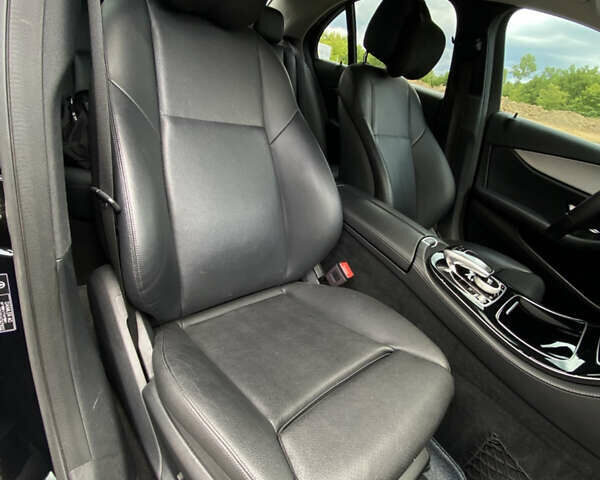 Черный Мерседес Е-Класс, объемом двигателя 1.6 л и пробегом 163 тыс. км за 28500 $, фото 29 на Automoto.ua