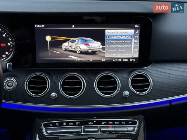 Черный Мерседес Е-Класс, объемом двигателя 1.95 л и пробегом 109 тыс. км за 32900 $, фото 28 на Automoto.ua