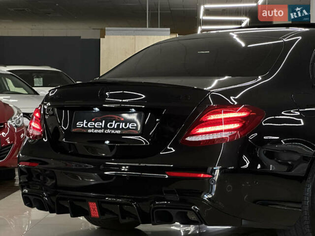 Мерседес Е-Класс 2019 в Николаеве на Automoto.ua Черный Мерседес Е-Класс, объемом двигателя 3 л и пробегом 111 тыс. км за 39990 $, фото 10 на Automoto.ua