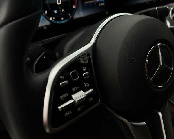 Чорний Мерседес Е-Клас, об'ємом двигуна 2 л та пробігом 67 тис. км за 39000 $, фото 21 на Automoto.ua