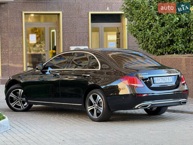 Мерседес Е-Класс 2019 в Одессе на Automoto.ua Черный Мерседес Е-Класс, объемом двигателя 1.95 л и пробегом 109 тыс. км за 32900 $, фото 12 на Automoto.ua