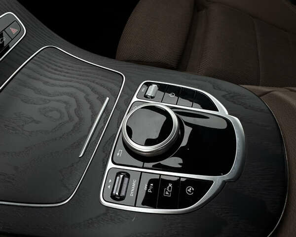 Чорний Мерседес Е-Клас, об'ємом двигуна 2 л та пробігом 67 тис. км за 39000 $, фото 33 на Automoto.ua