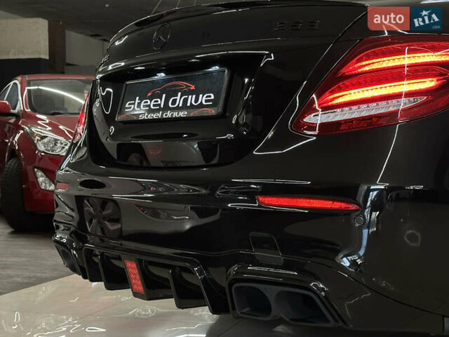 Мерседес Е-Класс 2019 в Николаеве на Automoto.ua Черный Мерседес Е-Класс, объемом двигателя 3 л и пробегом 111 тыс. км за 39990 $, фото 11 на Automoto.ua