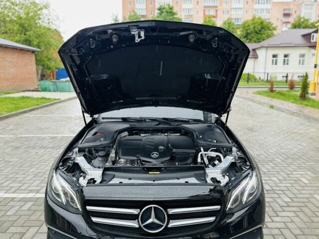 Чорний Мерседес Е-Клас, об'ємом двигуна 2 л та пробігом 59 тис. км за 31500 $, фото 14 на Automoto.ua