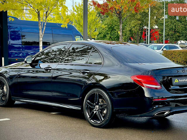 Черный Мерседес Е-Класс, объемом двигателя 1.99 л и пробегом 95 тыс. км за 31700 $, фото 11 на Automoto.ua