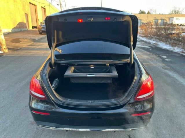 Чорний Мерседес Е-Клас, об'ємом двигуна 3 л та пробігом 42 тис. км за 13000 $, фото 11 на Automoto.ua