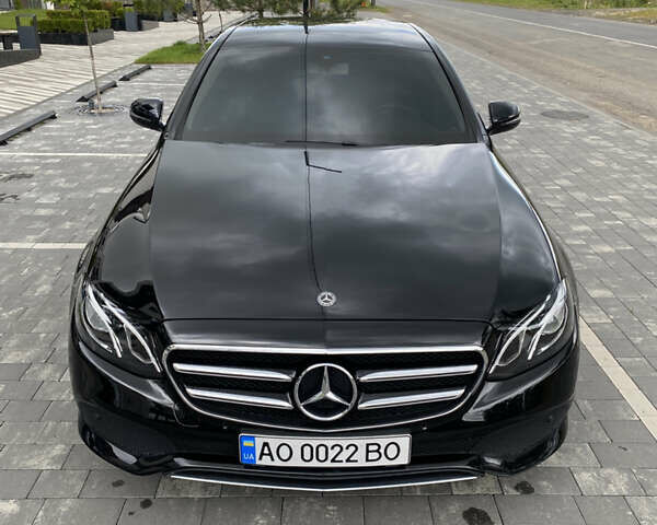 Черный Мерседес Е-Класс, объемом двигателя 1.6 л и пробегом 163 тыс. км за 28500 $, фото 14 на Automoto.ua