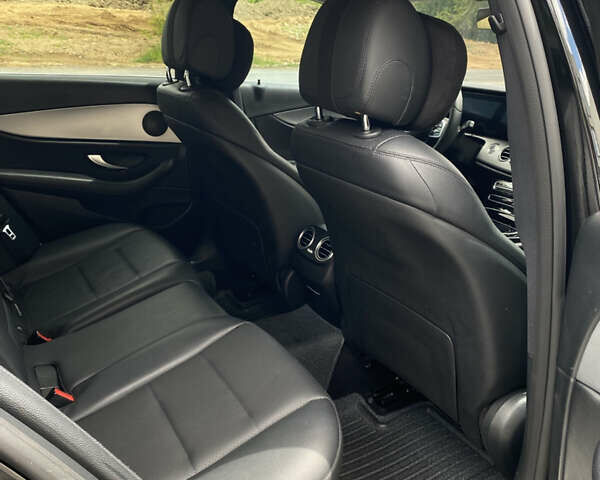 Черный Мерседес Е-Класс, объемом двигателя 1.6 л и пробегом 163 тыс. км за 28500 $, фото 24 на Automoto.ua