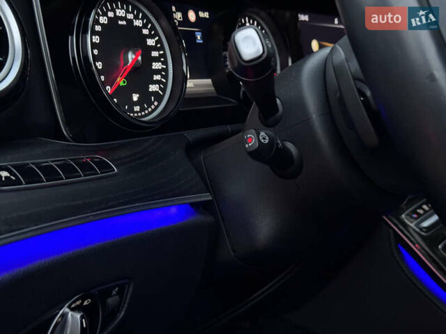 Черный Мерседес Е-Класс, объемом двигателя 1.95 л и пробегом 109 тыс. км за 32900 $, фото 33 на Automoto.ua