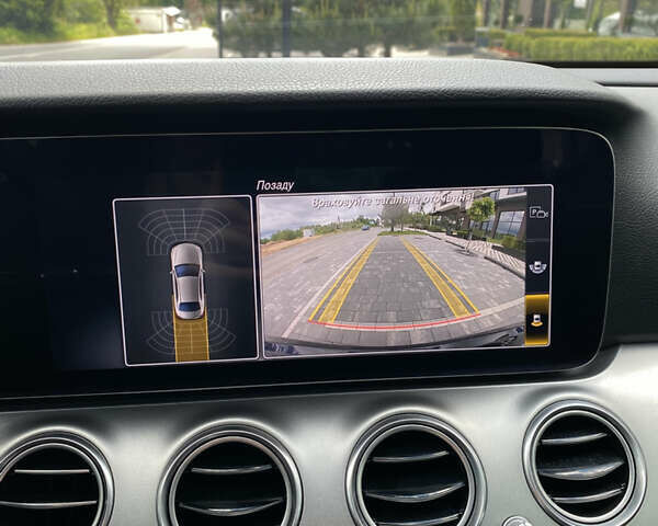 Черный Мерседес Е-Класс, объемом двигателя 1.6 л и пробегом 163 тыс. км за 28500 $, фото 46 на Automoto.ua