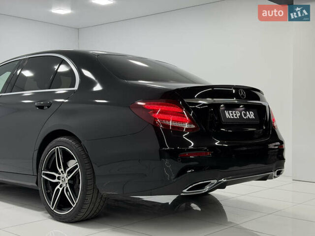 Черный Мерседес Е-Класс, объемом двигателя 2 л и пробегом 142 тыс. км за 36900 $, фото 14 на Automoto.ua