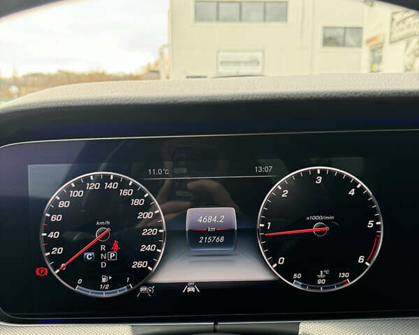 Чорний Мерседес Е-Клас, об'ємом двигуна 1.95 л та пробігом 215 тис. км за 29999 $, фото 22 на Automoto.ua