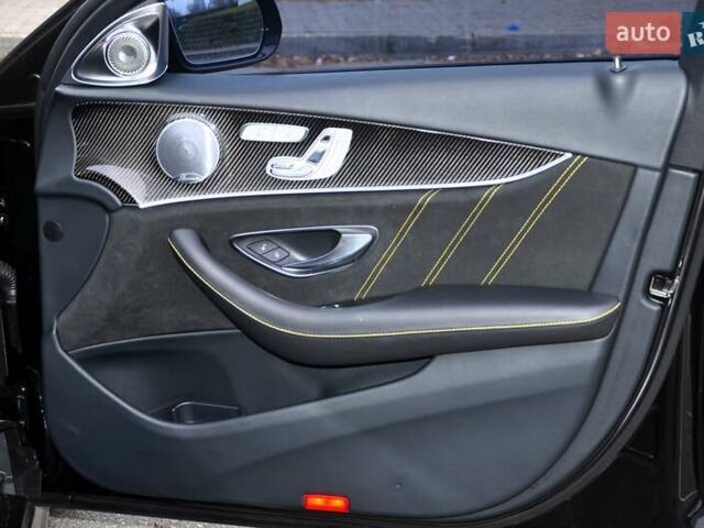 Черный Мерседес Е-Класс, объемом двигателя 3 л и пробегом 113 тыс. км за 52999 $, фото 36 на Automoto.ua