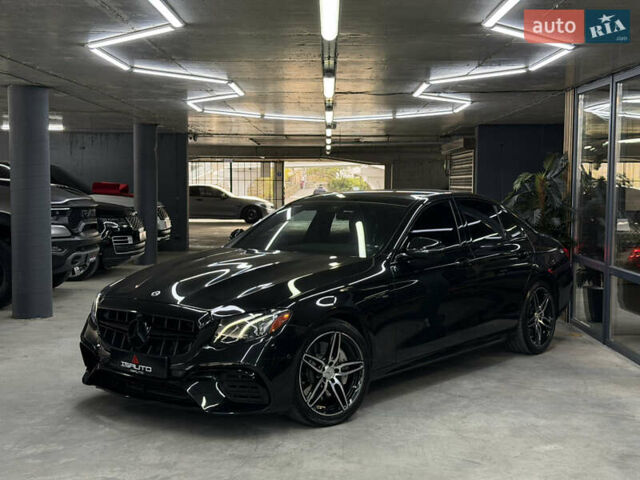 Черный Мерседес Е-Класс, объемом двигателя 3 л и пробегом 113 тыс. км за 38900 $, фото 5 на Automoto.ua