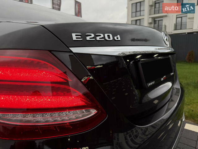 Чорний Мерседес Е-Клас, об'ємом двигуна 2 л та пробігом 204 тис. км за 31500 $, фото 18 на Automoto.ua