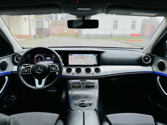 Чорний Мерседес Е-Клас, об'ємом двигуна 2 л та пробігом 59 тис. км за 31500 $, фото 7 на Automoto.ua