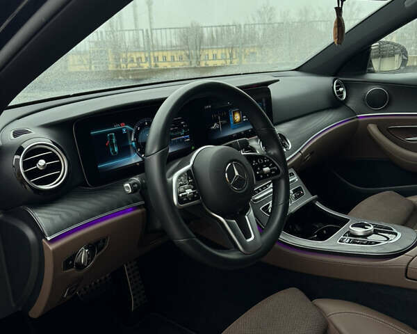 Чорний Мерседес Е-Клас, об'ємом двигуна 2 л та пробігом 67 тис. км за 39000 $, фото 17 на Automoto.ua