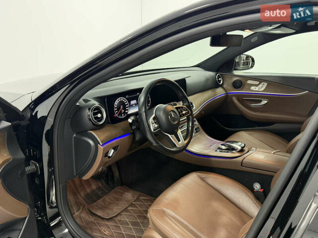 Черный Мерседес Е-Класс, объемом двигателя 2 л и пробегом 142 тыс. км за 36900 $, фото 25 на Automoto.ua