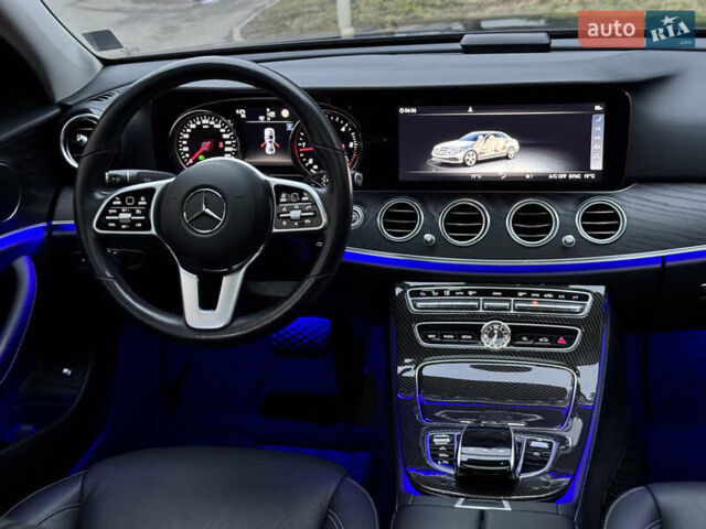 Черный Мерседес Е-Класс, объемом двигателя 1.95 л и пробегом 109 тыс. км за 32900 $, фото 22 на Automoto.ua