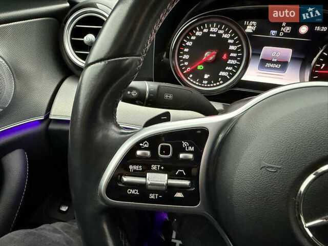 Чорний Мерседес Е-Клас, об'ємом двигуна 2 л та пробігом 204 тис. км за 31500 $, фото 50 на Automoto.ua