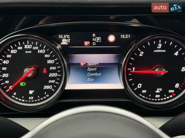 Чорний Мерседес Е-Клас, об'ємом двигуна 2 л та пробігом 204 тис. км за 31500 $, фото 55 на Automoto.ua