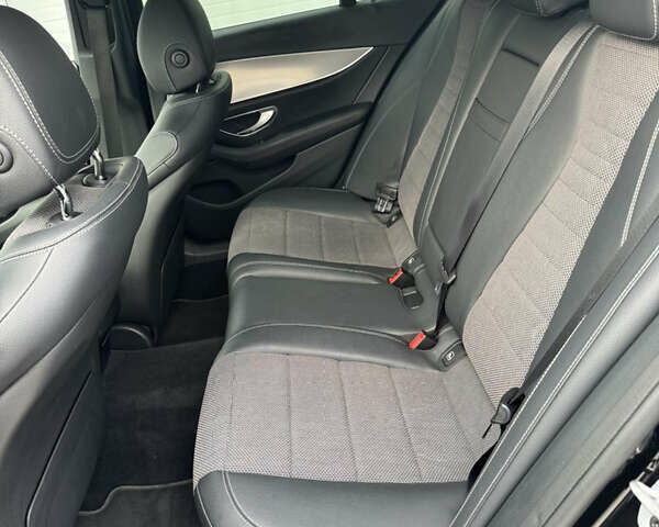 Чорний Мерседес Е-Клас, об'ємом двигуна 1.95 л та пробігом 215 тис. км за 29999 $, фото 20 на Automoto.ua