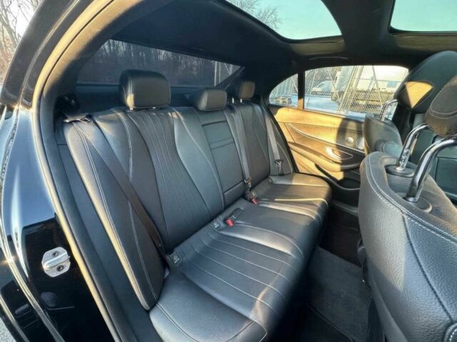 Чорний Мерседес Е-Клас, об'ємом двигуна 3 л та пробігом 42 тис. км за 13000 $, фото 8 на Automoto.ua