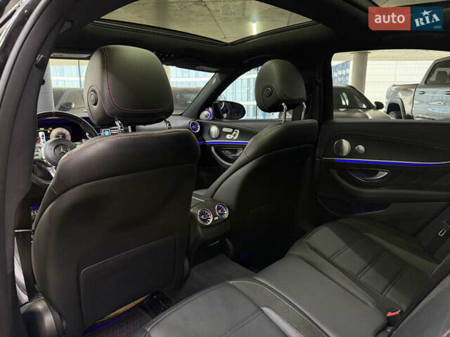 Черный Мерседес Е-Класс, объемом двигателя 3 л и пробегом 113 тыс. км за 38900 $, фото 22 на Automoto.ua