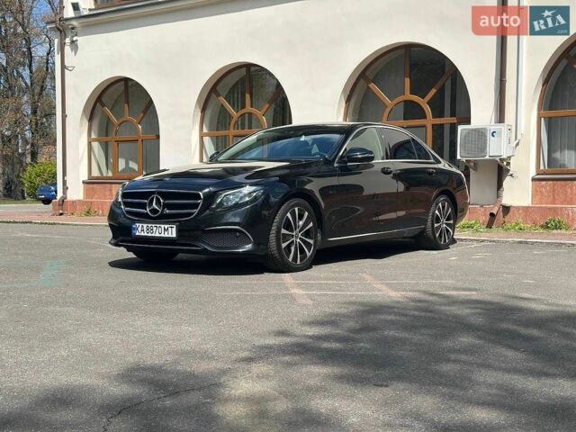Чорний Мерседес Е-Клас, об'ємом двигуна 1.95 л та пробігом 215 тис. км за 29500 $, фото 2 на Automoto.ua
