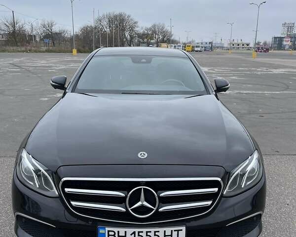 Чорний Мерседес Е-Клас, об'ємом двигуна 1.99 л та пробігом 64 тис. км за 34500 $, фото 1 на Automoto.ua