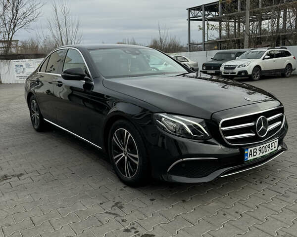 Чорний Мерседес Е-Клас, об'ємом двигуна 1.95 л та пробігом 215 тис. км за 29999 $, фото 2 на Automoto.ua