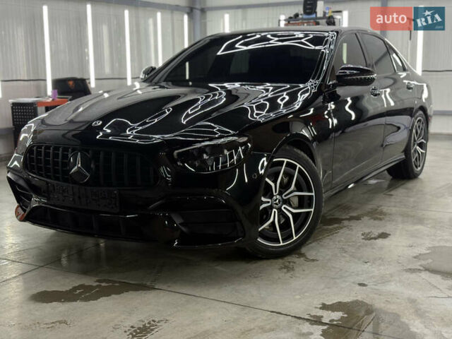 Черный Мерседес Е-Класс, объемом двигателя 1.95 л и пробегом 150 тыс. км за 47777 $, фото 18 на Automoto.ua