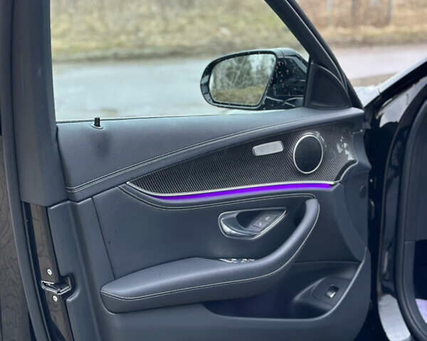 Чорний Мерседес Е-Клас, об'ємом двигуна 1.95 л та пробігом 112 тис. км за 38400 $, фото 24 на Automoto.ua