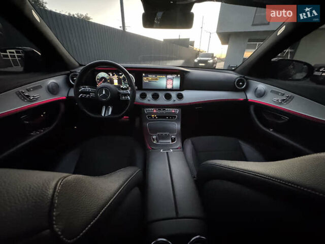 Черный Мерседес Е-Класс, объемом двигателя 1.95 л и пробегом 70 тыс. км за 66500 $, фото 120 на Automoto.ua