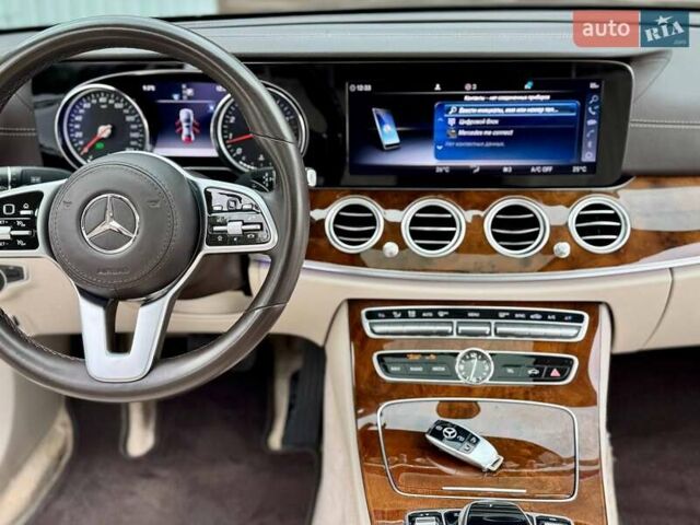 Черный Мерседес Е-Класс, объемом двигателя 1.99 л и пробегом 72 тыс. км за 36700 $, фото 40 на Automoto.ua