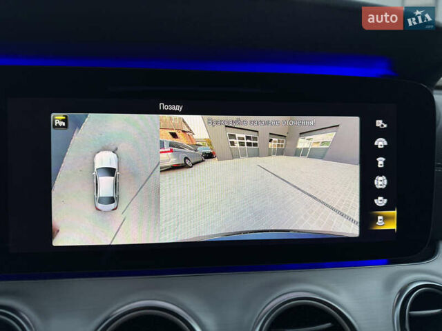 Черный Мерседес Е-Класс, объемом двигателя 1.95 л и пробегом 70 тыс. км за 66500 $, фото 61 на Automoto.ua