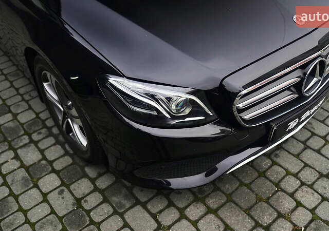Чорний Мерседес Е-Клас, об'ємом двигуна 1.6 л та пробігом 54 тис. км за 37500 $, фото 2 на Automoto.ua
