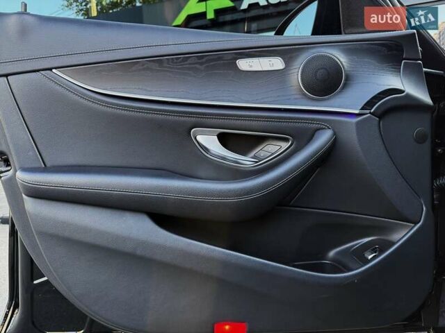 Черный Мерседес Е-Класс, объемом двигателя 1.95 л и пробегом 105 тыс. км за 38900 $, фото 26 на Automoto.ua